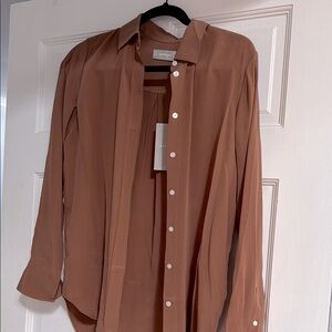 Everlane 100% silk shirt